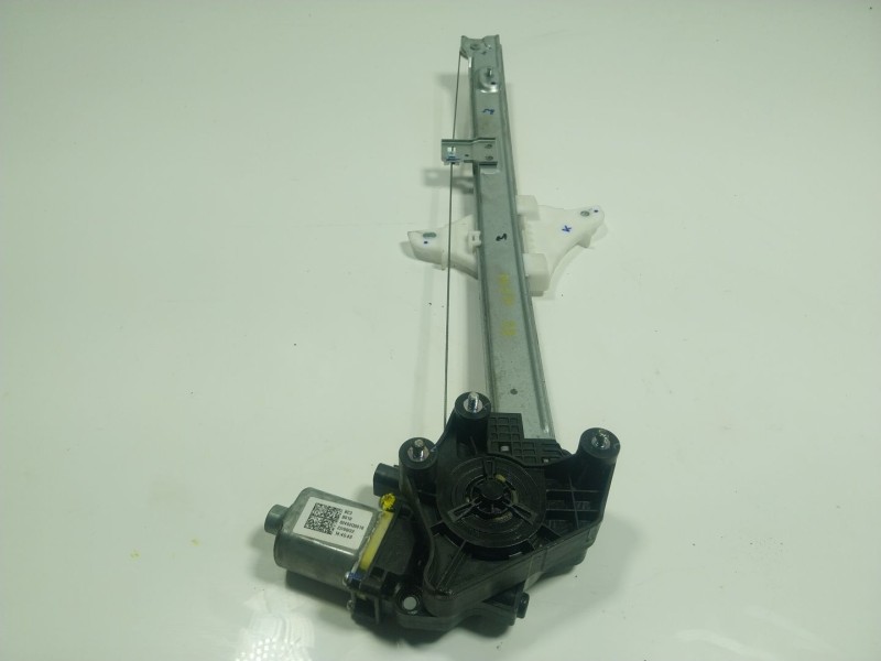 Recambio de elevalunas delantero derecho para hyundai bayon (bc3) 1.2 mpi referencia OEM IAM 82404Q0010 82460Q0000 