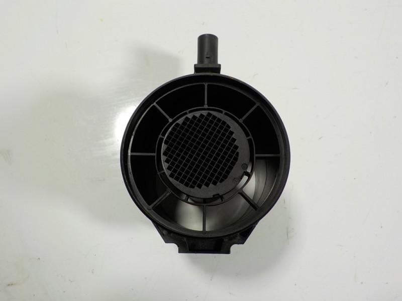 Recambio de caudalimetro para bmw serie 1 berlina (e81/e87) 2.0 turbodiesel cat referencia OEM IAM 13628509724 7788743 028100256