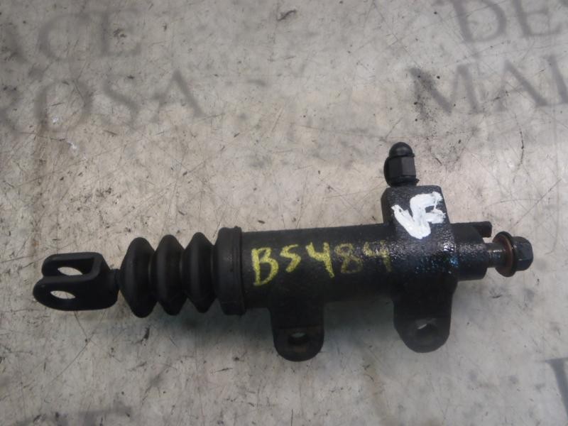 Recambio de bombin embrague para kia carens 2.0 crdi lx monovolumen referencia OEM IAM   