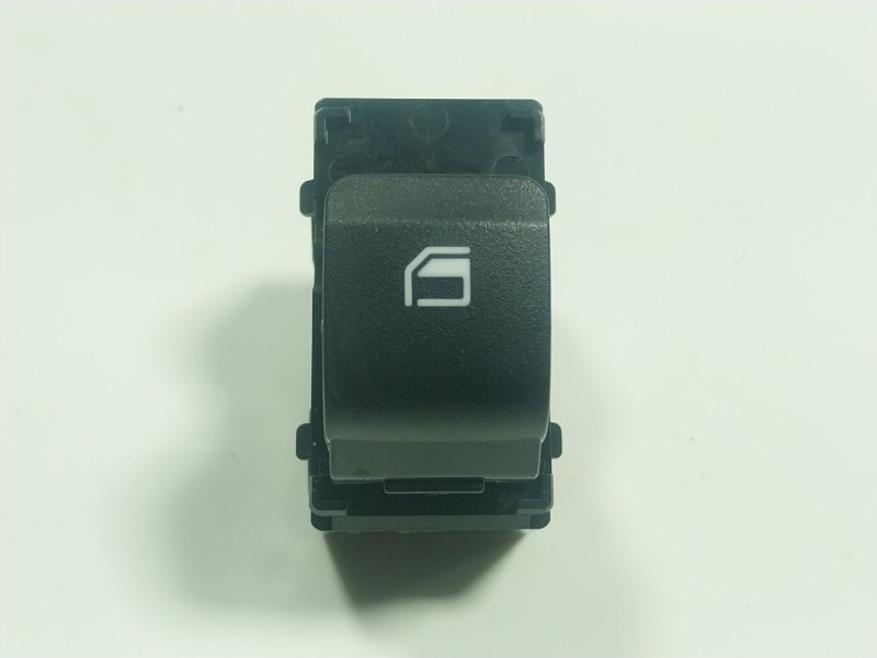 Recambio de mando elevalunas trasero derecho para hyundai bayon (bc3) 1.2 mpi referencia OEM IAM 93581Q00004X 93581Q0000 