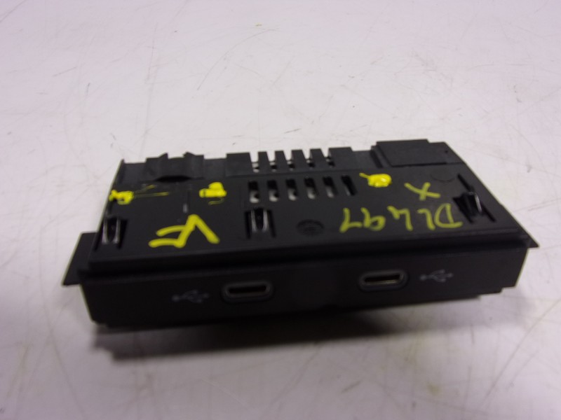 Recambio de modulo electronico para cupra leon sportstourer (kl8) 1.4 tsi phev referencia OEM IAM 5NA035736 5NA035736 