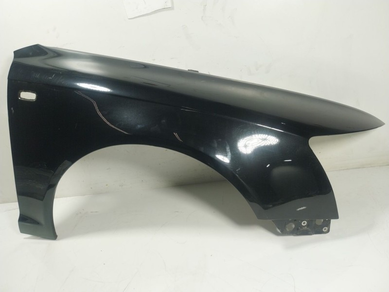 Recambio de aleta delantera derecha para audi a6 c6 (4f2) 2.0 tdi referencia OEM IAM 4F0821104A  