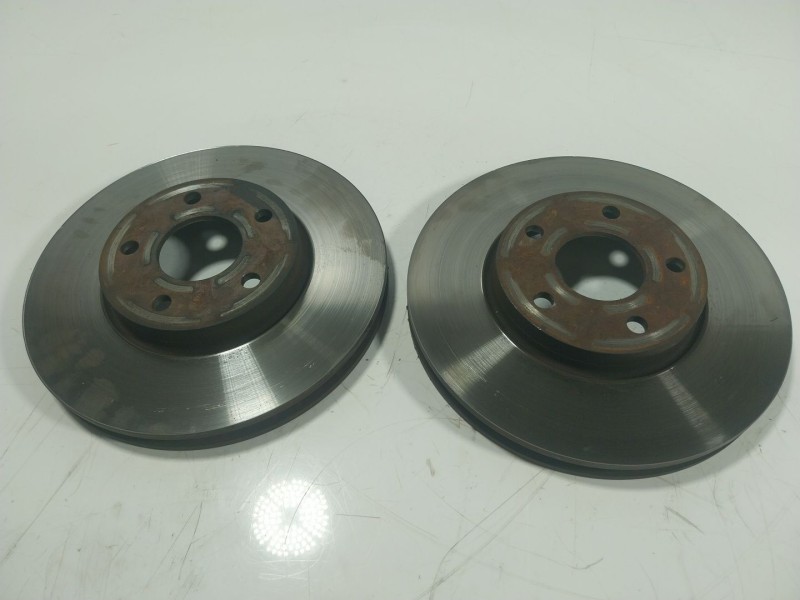 Recambio de disco freno delantero para ford focus iv (hn) 1.5 ecoboost referencia OEM IAM 2305503  