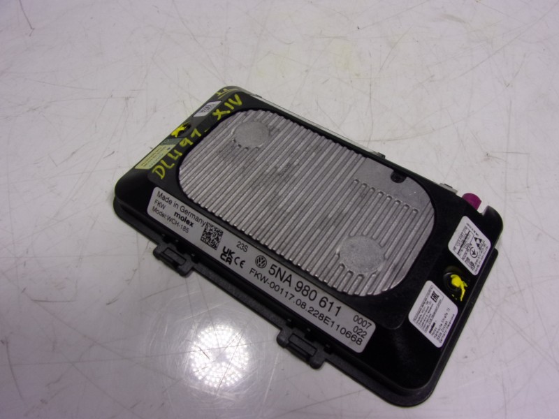 Recambio de modulo electronico para cupra leon sportstourer (kl8) 1.4 tsi phev referencia OEM IAM 5NA980611 5NA980611 