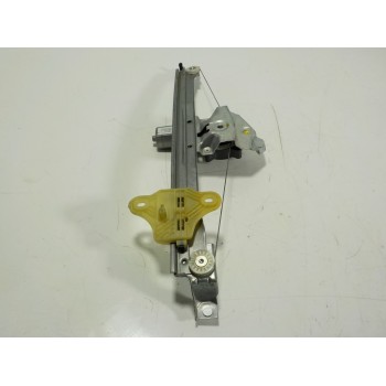 ELEVALUNAS DELANTERO DERECHO 807200713R 128001471B 9030319C