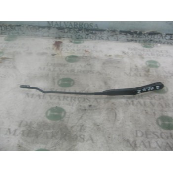 BRAZO LIMPIA DELANTERO DERECHO 