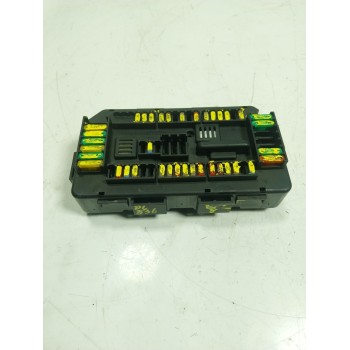 CAJA RELES / FUSIBLES 61149224866 938906801 