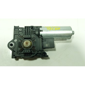 MOTOR TECHO ELECTRICO 67617933149 10041604A 