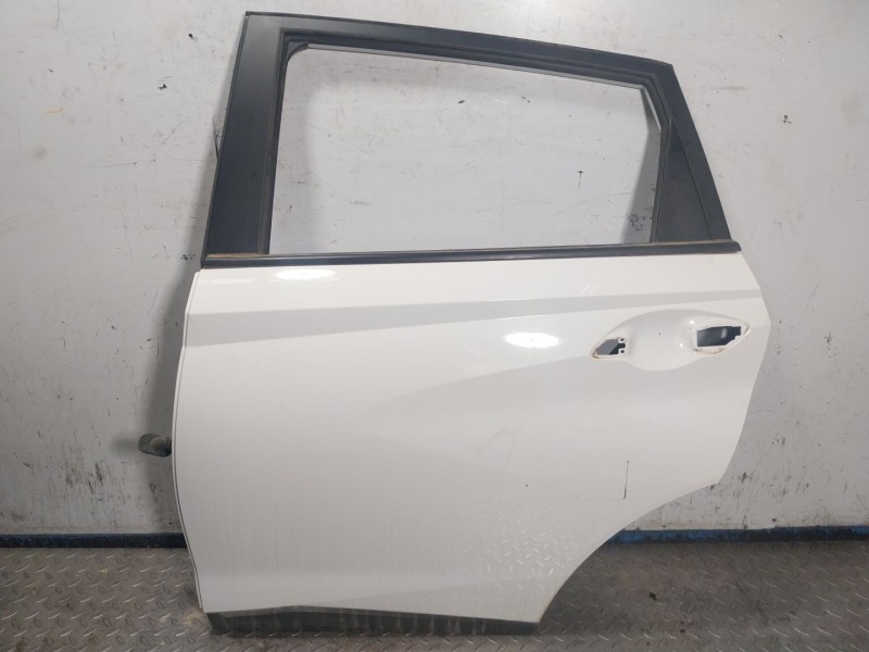 Recambio de puerta trasera izquierda para hyundai bayon (bc3) 1.2 mpi referencia OEM IAM 77003Q0400  