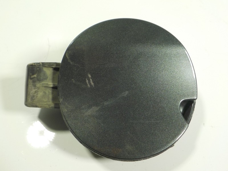 Recambio de tapa combustible para peugeot 208 1.6 16v hdi fap referencia OEM IAM 9673905980  9807206080