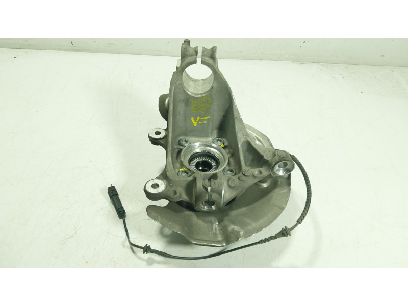 Recambio de mangueta delantera derecha para bmw 2 gran coupe (f44) 216 d referencia OEM IAM 31216876852  