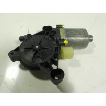 MOTOR ELEVALUNAS DELANTERO DERECHO 5Q0959802C 5Q0959802C 