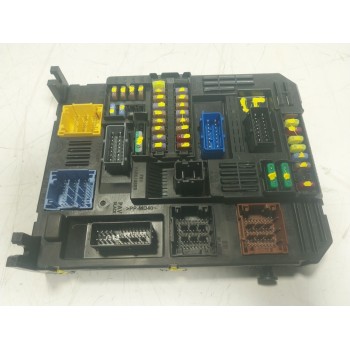 CAJA RELES / FUSIBLES 1691088180 9855665280 