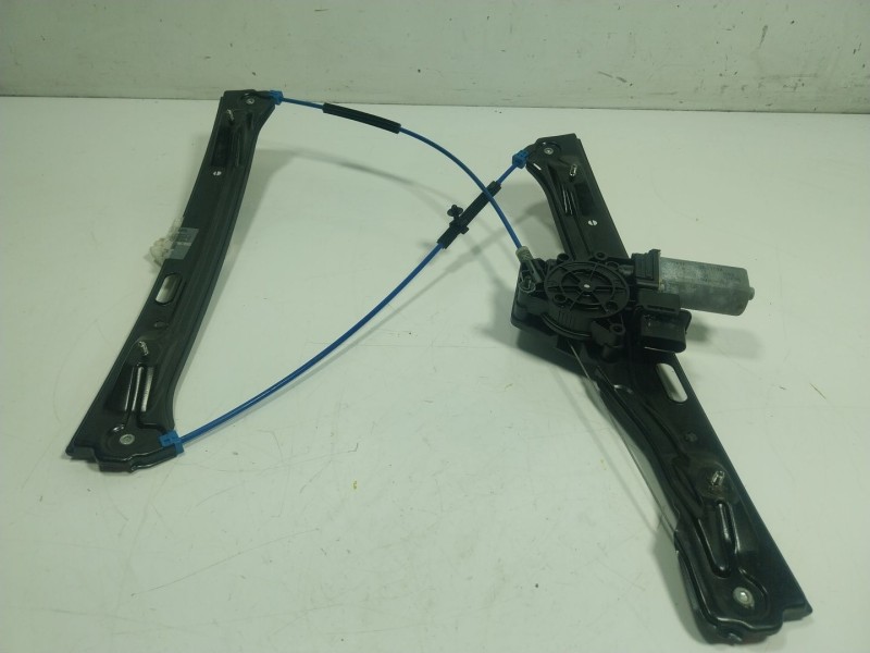 Recambio de elevalunas delantero izquierdo para bmw 3 (f30, f80) 320 d referencia OEM IAM 51337281885 725982314 67627406633