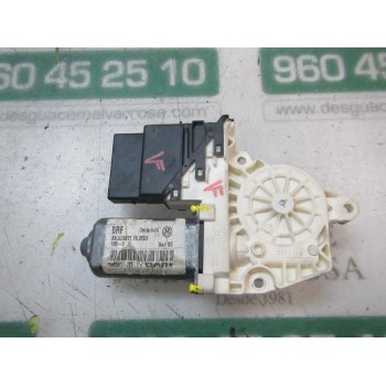 MOTOR ELEVALUNAS TRASERO DERECHO 