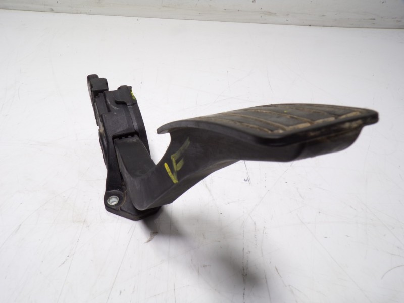 Recambio de potenciometro pedal para suzuki grand vitara jb (jt) 1.9 ddis turbodiesel referencia OEM IAM 1590065J02 I590065J02 