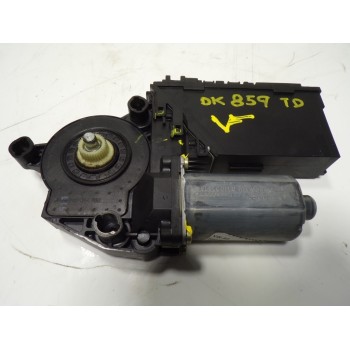 MOTOR ELEVALUNAS TRASERO DERECHO 7L0959704D00A 7L0959794 0130821764