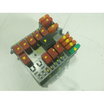 CAJA RELES / FUSIBLES 1398639080 1398639080 