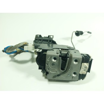 CERRADURA PUERTA TRASERA DERECHA A2047302835 A0997305600 