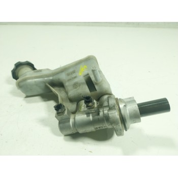 BOMBA FRENO 585102S201 