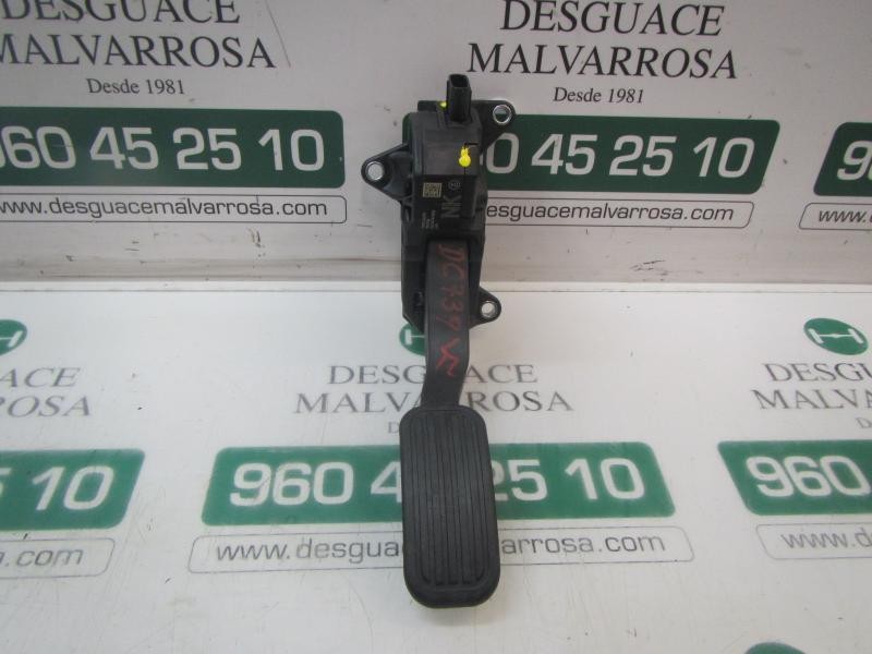 Recambio de potenciometro pedal para toyota corolla hybrid referencia OEM IAM 7811002210 7811002210 