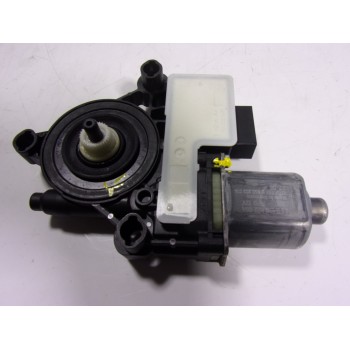 MOTOR ELEVALUNAS TRASERO DERECHO 5Q0959408D 5Q0959408D 