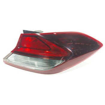 PILOTO TRASERO DERECHO 92402G4400 