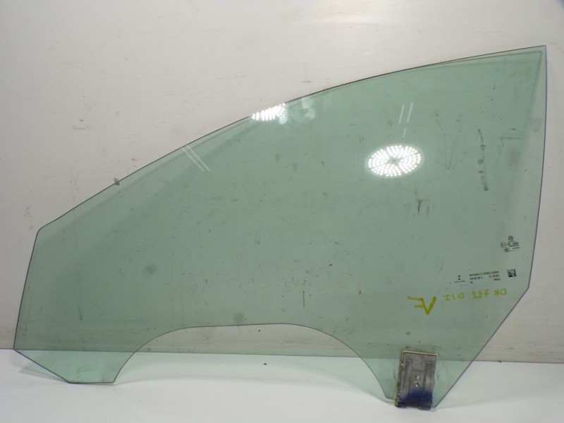 Recambio de cristal puerta delantero izquierdo para volkswagen cc (358) 2.0 tdi referencia OEM IAM 3C8845201C  