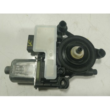 MOTOR ELEVALUNAS TRASERO IZQUIERDO 5Q0959407D 5Q0959407D 