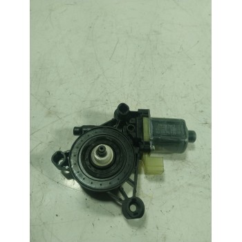 MOTOR ELEVALUNAS DELANTERO DERECHO 5Q0959801A 5Q0959801 