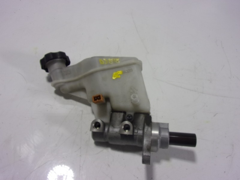 Recambio de bomba freno para kia cee´´d 1.6 gdi cat referencia OEM IAM 58510A5200  