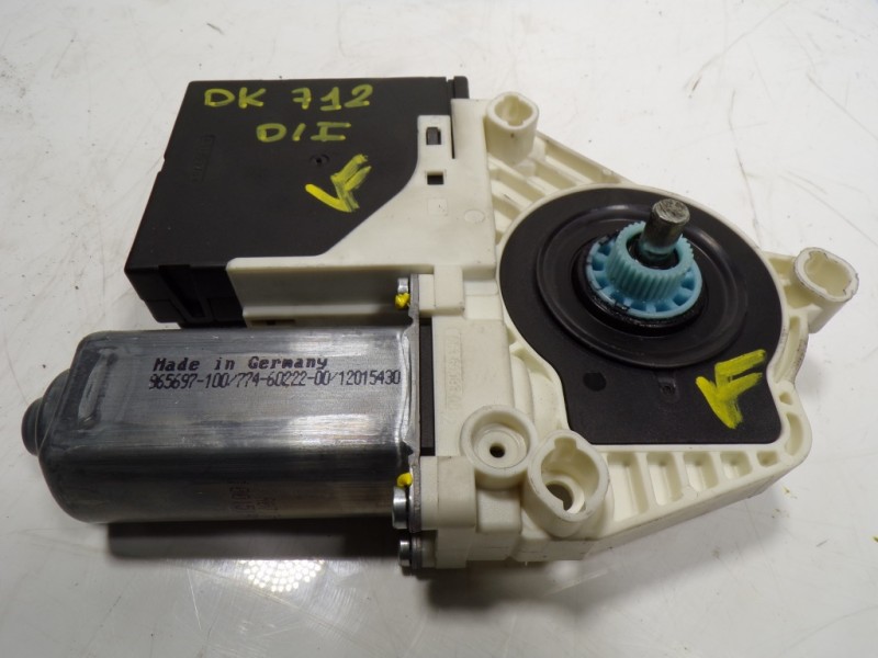 Recambio de motor elevalunas delantero izquierdo para volkswagen cc (358) 2.0 tdi referencia OEM IAM 3C8959701 3C8959701 