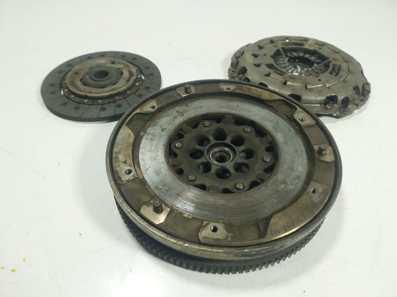 Recambio de volante motor para bmw 3 (f30, f80) 316 d referencia OEM IAM 21208638897 7614326 