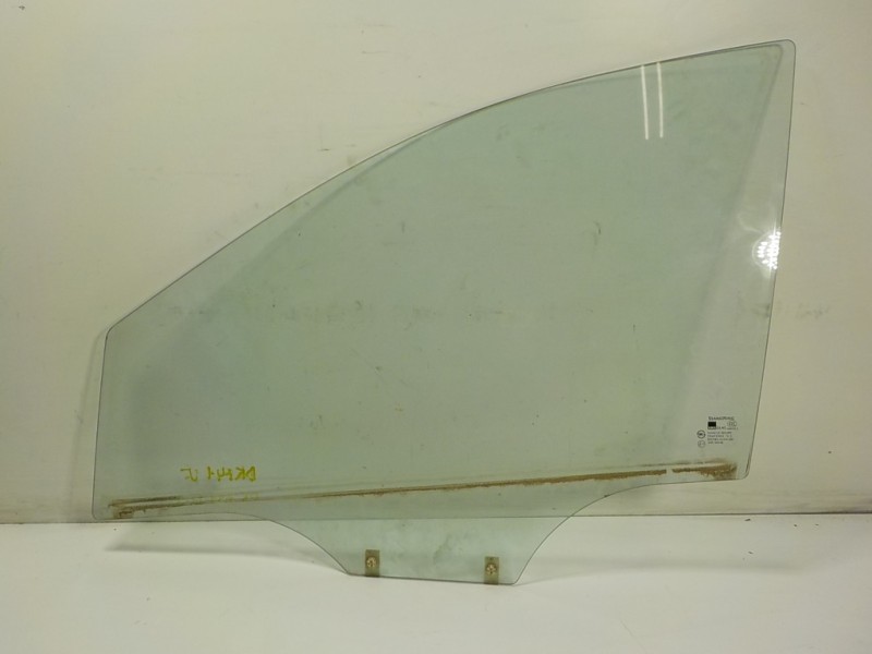 Recambio de cristal puerta delantero izquierdo para ssangyong rodius 2.7 turbodiesel cat referencia OEM IAM 7231121010  