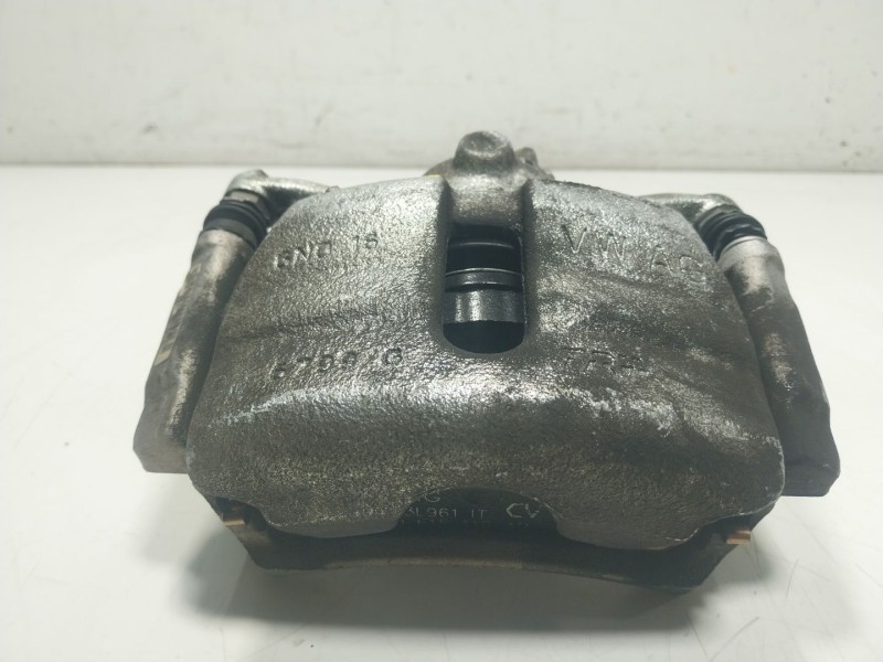Recambio de pinza freno delantera derecha para volkswagen tiguan (ad1, ax1) 1.5 tsi referencia OEM IAM 8V0615124D  