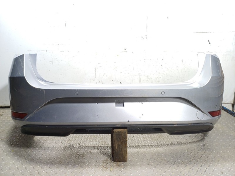 Recambio de paragolpes trasero para seat leon sportstourer (kl8) style referencia OEM IAM 5FE807421GRU  