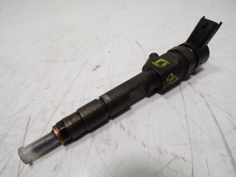 Recambio de inyector para suzuki grand vitara jb (jt) 1.9 ddis turbodiesel referencia OEM IAM 1531067JG0 8200389369 