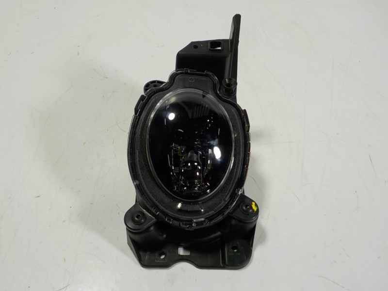 Recambio de faro antiniebla derecho para cupra leon sportstourer (kl8) 1.4tsi phev referencia OEM IAM 5FJ941702 5FJ941702HS 