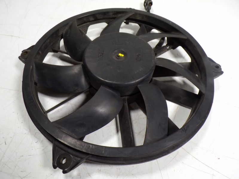 Recambio de electroventilador para citroën c4 lim. 1.6 blue-hdi fap referencia OEM IAM 1253K4 1049874716T 