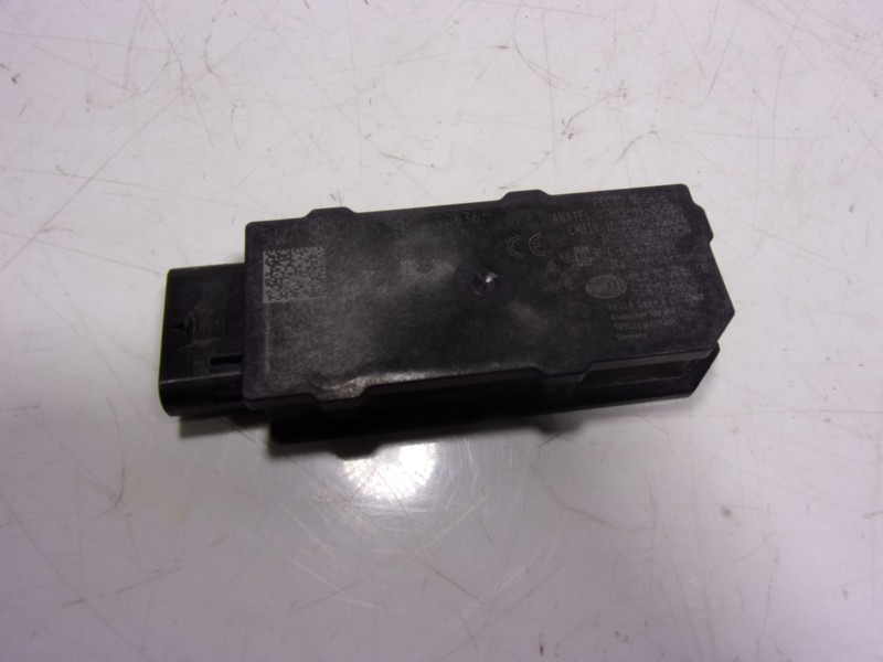 Recambio de modulo electronico para cupra leon sportstourer (kl8) 1.4 tsi phev referencia OEM IAM 5WA962133B 5WA962133B 