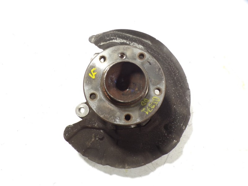 Recambio de mangueta delantera derecha para bmw serie 3 berlina (e90) 2.0 turbodiesel cat referencia OEM IAM 31216793924  