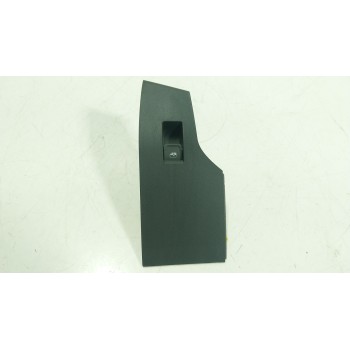 MANDO ELEVALUNAS TRASERO IZQUIERDO 5G0959855P 5G0959855P 