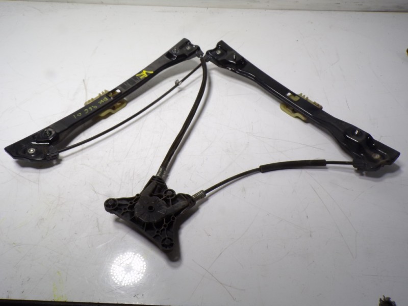 Recambio de elevalunas delantero izquierdo para skoda rapid 1.6 tdi dpf referencia OEM IAM 5JA837461  