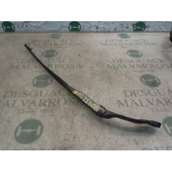 BRAZO LIMPIA DELANTERO DERECHO 