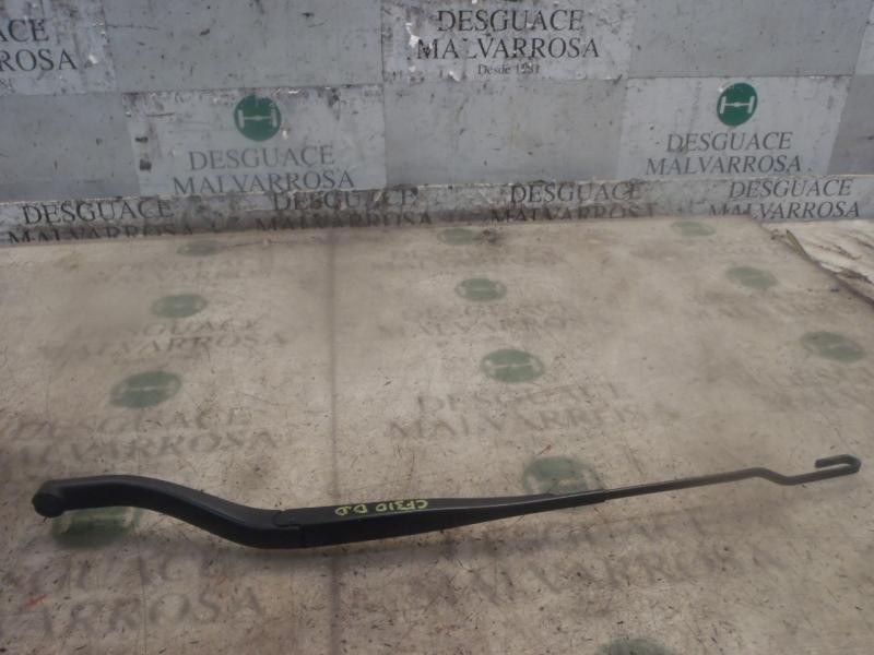 Recambio de brazo limpia delantero derecho para opel vectra c berlina comfort referencia OEM IAM   