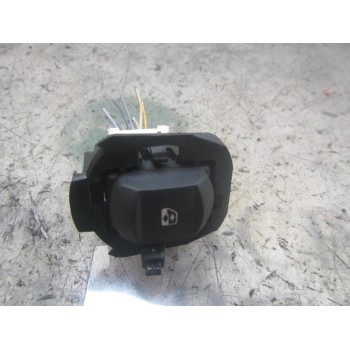 MANDO ELEVALUNAS TRASERO IZQUIERDO 8200114209 