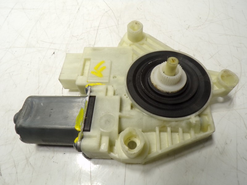 Recambio de motor elevalunas delantero derecho para skoda rapid 1.6 tdi dpf referencia OEM IAM 5JA959812E 5JA959812E 