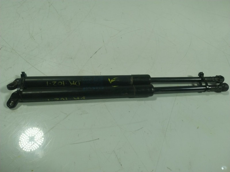 Recambio de amortiguador capot para bmw serie 5 berlina (e39) 2.5 turbodiesel cat referencia OEM IAM   