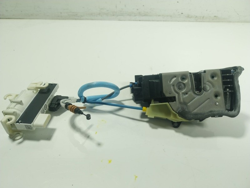 Recambio de cerradura puerta delantera derecha para bmw 8 coupé (g15, f92) 840 d xdrive referencia OEM IAM 51217477702 512174777