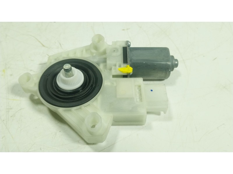 Recambio de motor elevalunas delantero izquierdo para bmw 5 (g30, f90) 530 i xdrive referencia OEM IAM 51337455082 7455032 